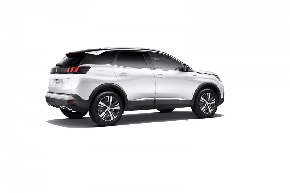 Photo 3/4 arrière Peugeot 3008 GT Line (2016)