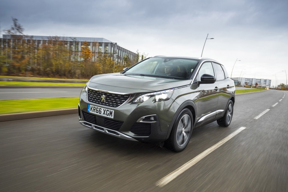 Photo officielle Peugeot 3008 II Allure Gris Amazonite (UK)