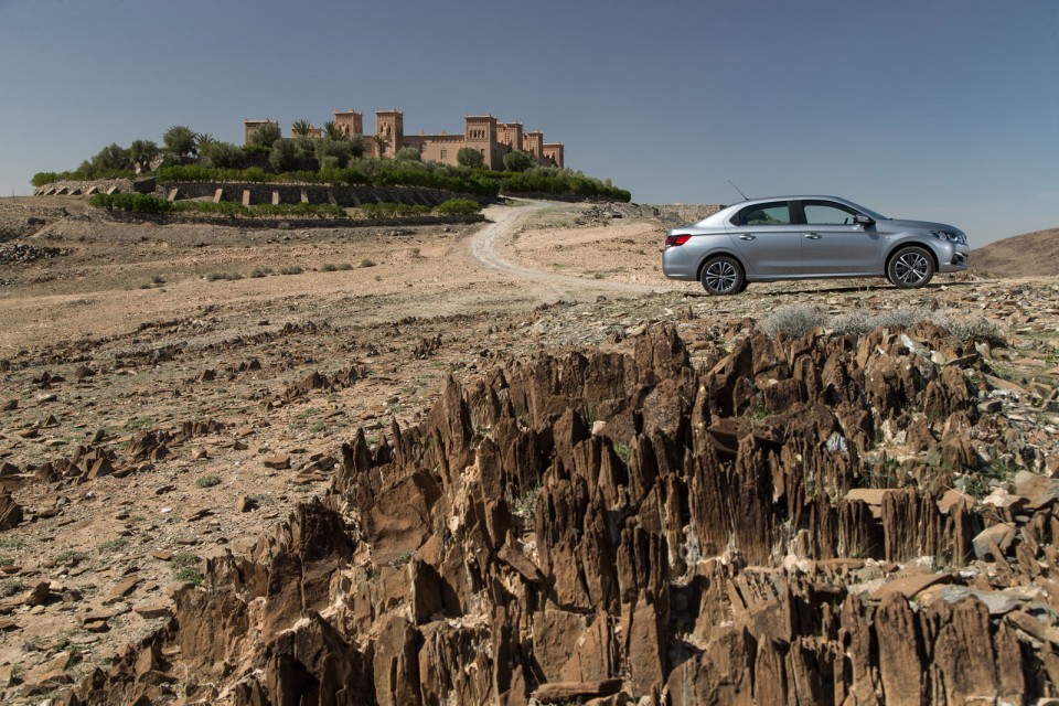 Photo Peugeot 301 I restylée Allure Gris Artense - Essais press