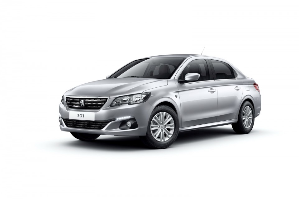 Photo officielle Peugeot 301 I restylée (2016) fond blanc