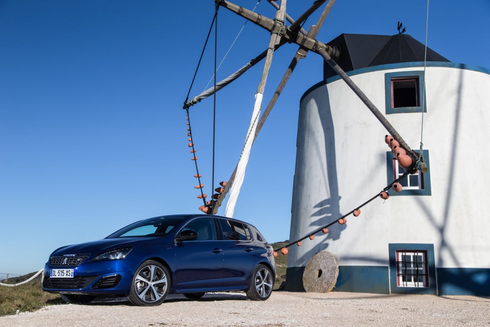 Photo Peugeot 308 GT Bleu Magnetic - Essais 2015