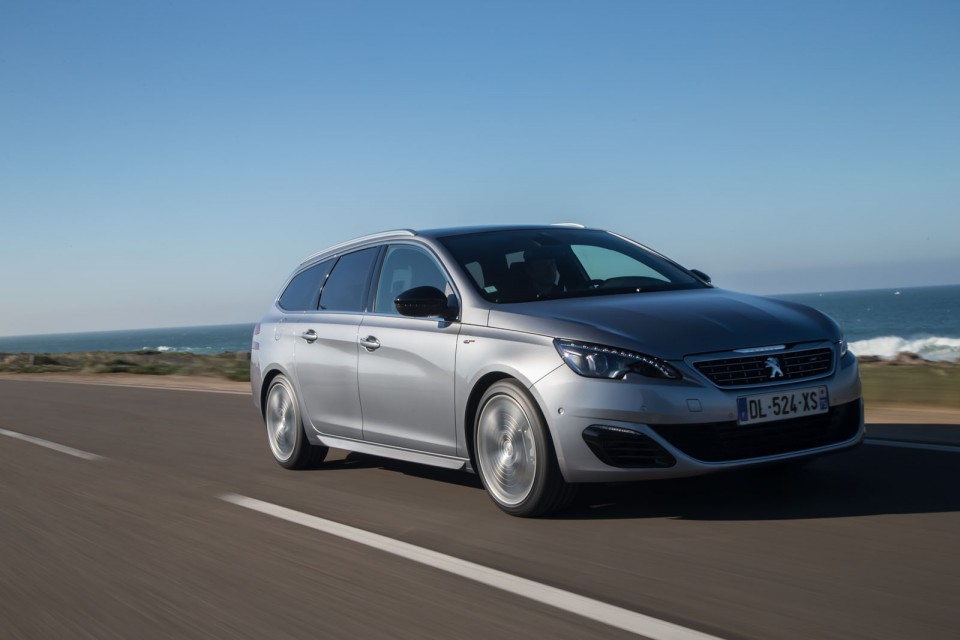 Photo Peugeot 308 SW GT Gris Artense - Essais 2015