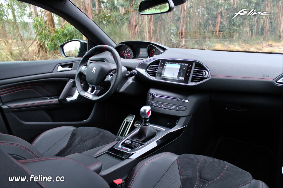 Photo intérieur spécifique Peugeot 308 GTi by Peugeot Sport (2015)