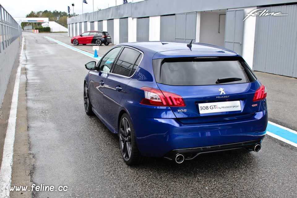 Photo essai circuit Braga Peugeot 308 GTi by Peugeot Sport (2015)