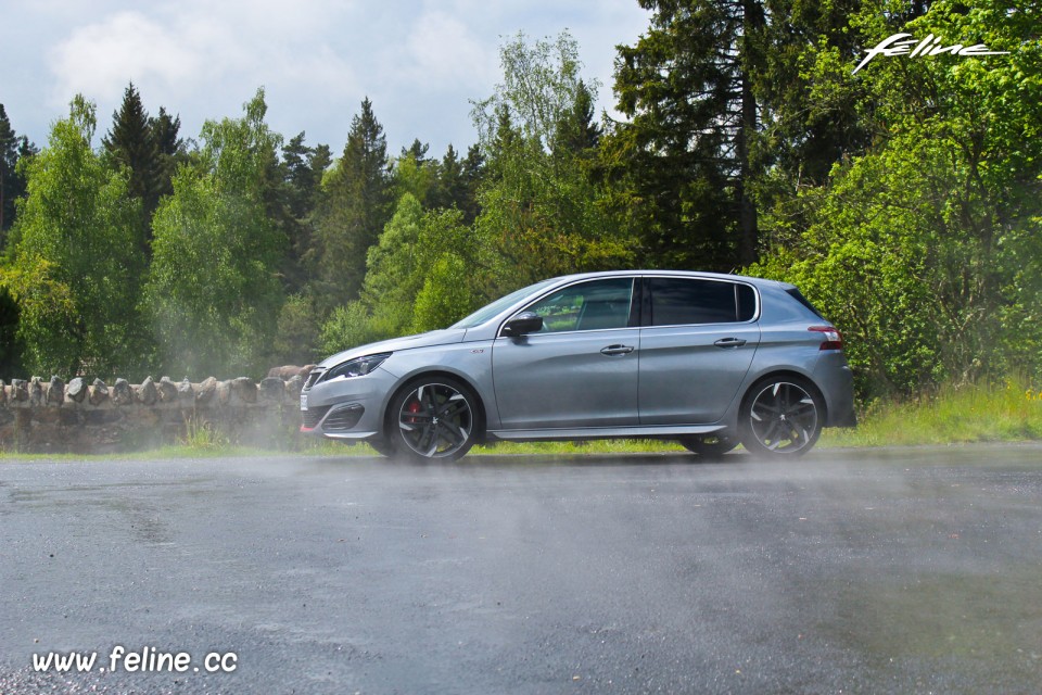 Photo essai Peugeot 308 GTi 1.6 THP 270 (2016)