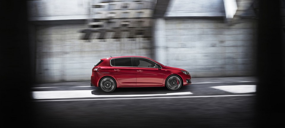 Photo officielle Peugeot 308 GTi by Peugeot Sport (2015)