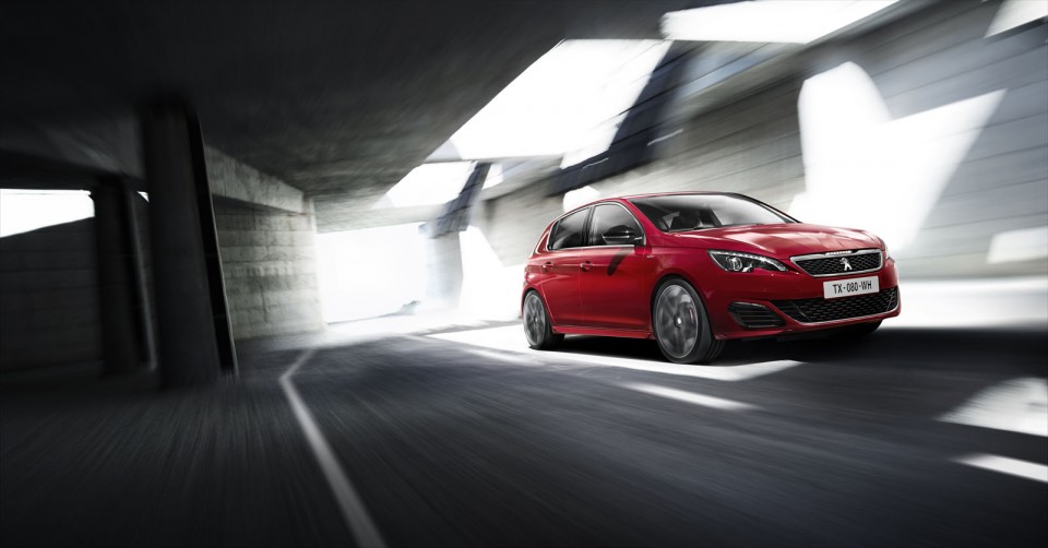 Photo officielle Peugeot 308 GTi by Peugeot Sport (2015)