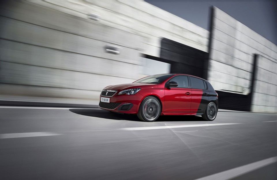 Photo officielle Peugeot 308 GTi by Peugeot Sport (2015)