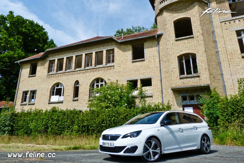 Photo essai Peugeot 308 SW GT Blanc Nacré - 1.6 THP 205