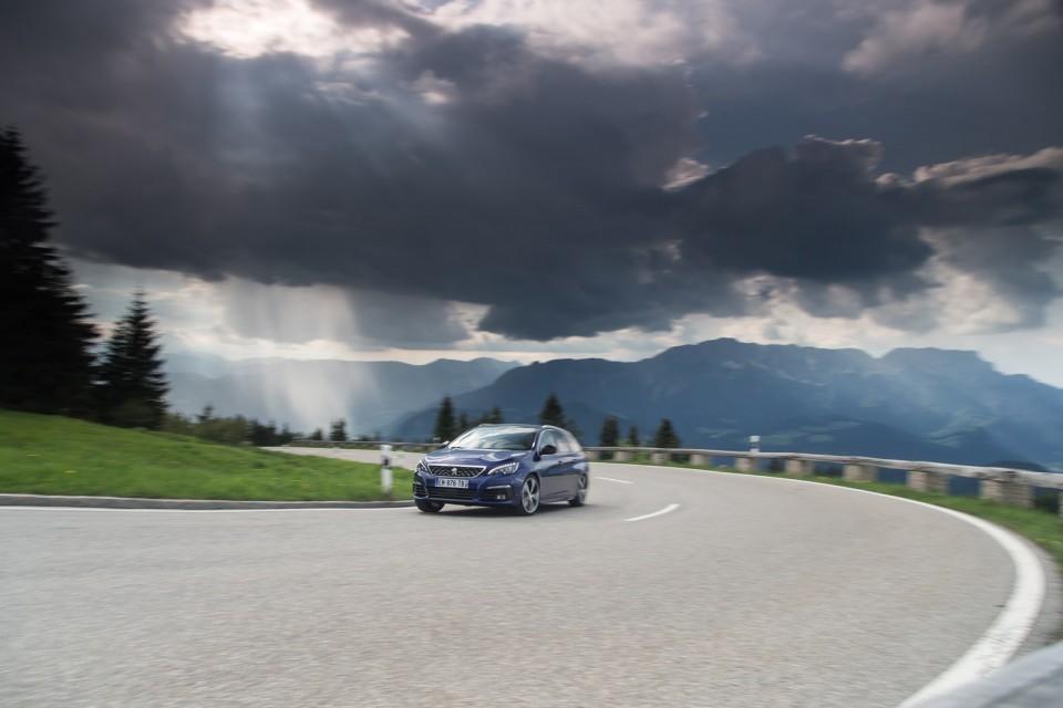 Photo officielle Peugeot 308 II SW GT restylée - Essais presse