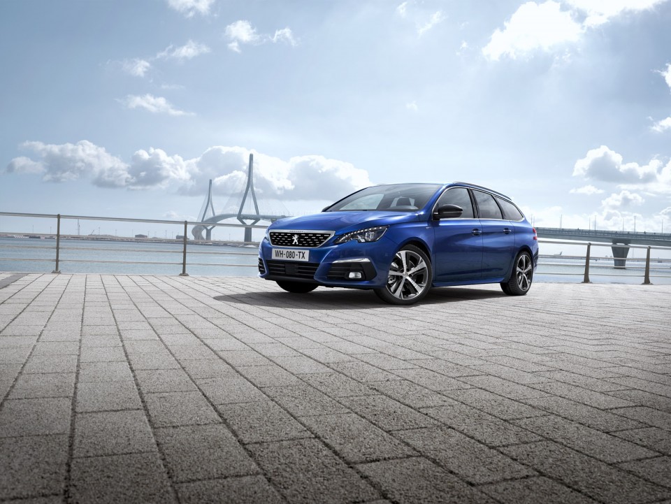 Photo officielle Peugeot 308 SW GT restylée (2017)