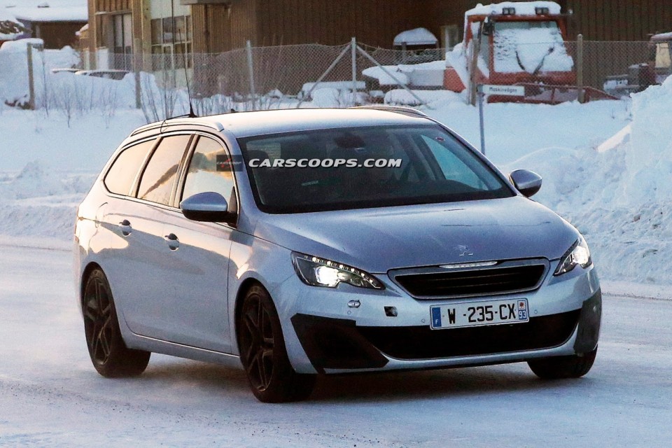 Photo espion (spyshot) Peugeot 308 SW II GTi - 1-001