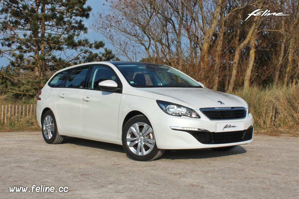 Photo 3/4 avant Peugeot 308 SW II Business Pack Blanc Nacré - 1.6 BlueHDi 120