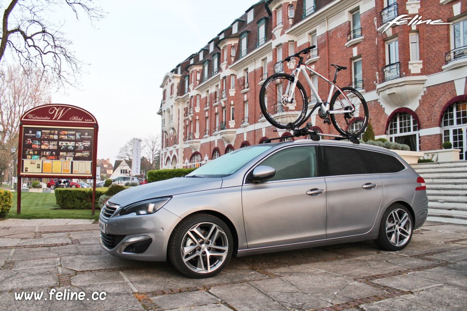 Photo Essai Peugeot 308 SW II Féline Gris Artense