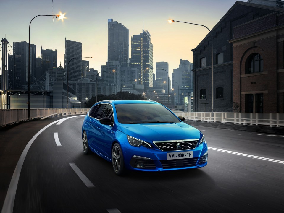 Photo officielle Peugeot 308 SW II Bleu Vertigo restylée (2020)