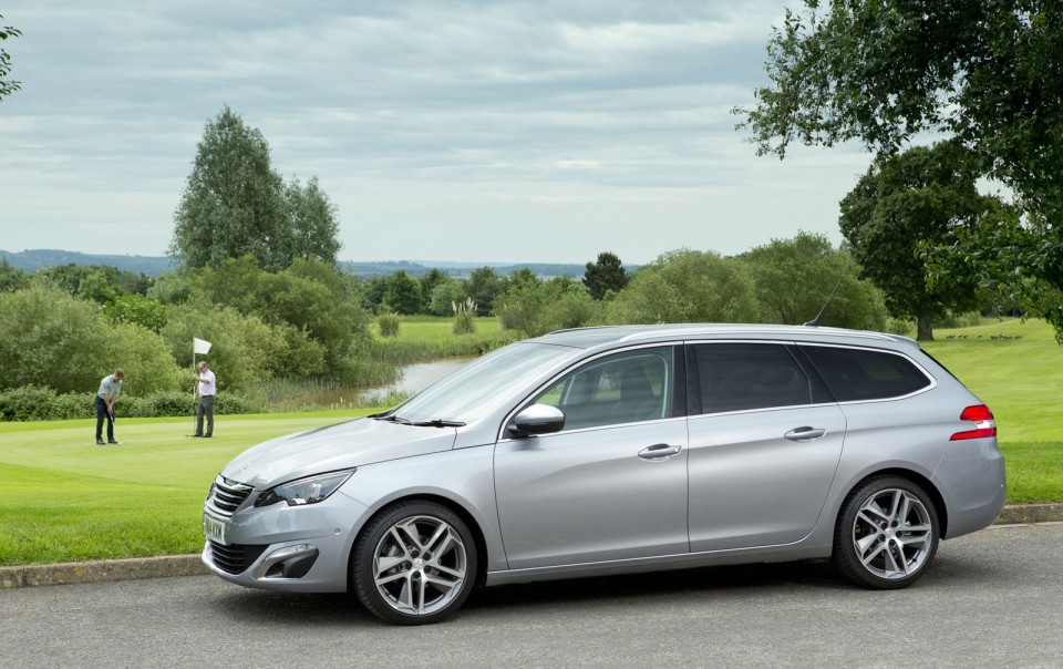 Photo Peugeot 308 SW II Féline Gris Aluminium (UK)