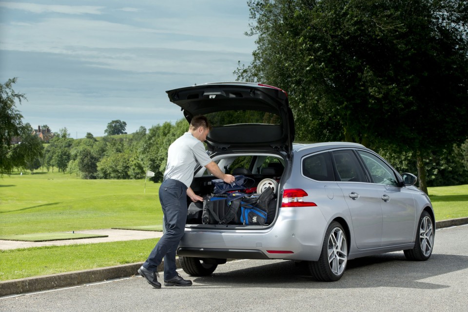 Photo Peugeot 308 SW II Féline Gris Aluminium (UK)