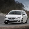 Photo route Peugeot 308 SW II GT Line Blanc Nacré (UK)