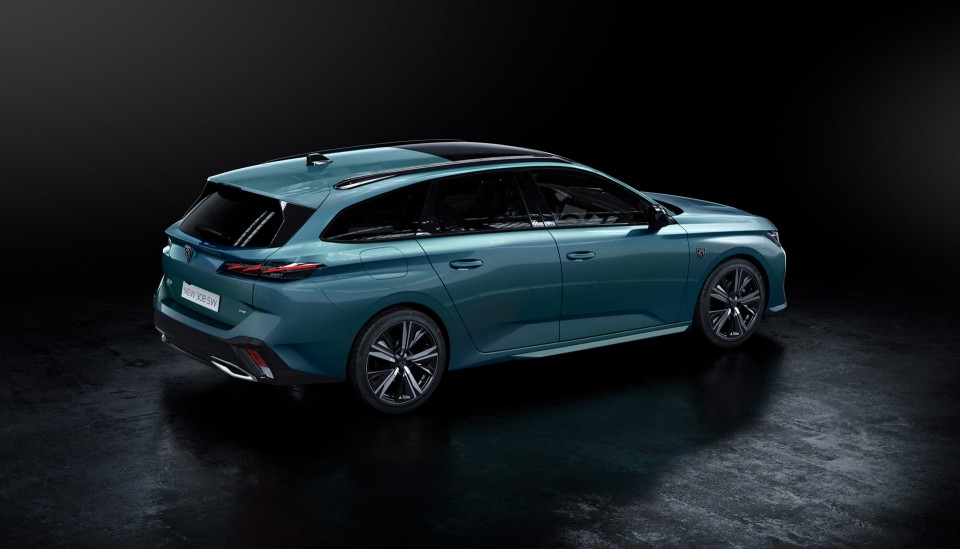 Photo officielle style 3/4 arrière Peugeot 308 SW III Bleu Avatar break (2021)