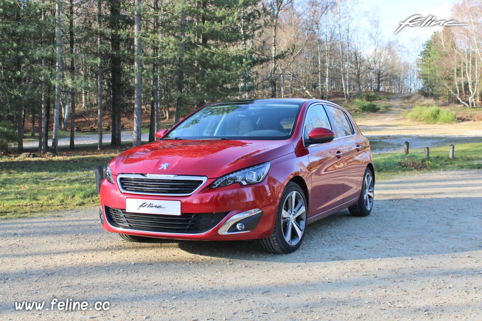 Photo Essai Peugeot 308 II Allure Rouge Rubi - 1.6 THP 125 ch BVM6 - 3-009