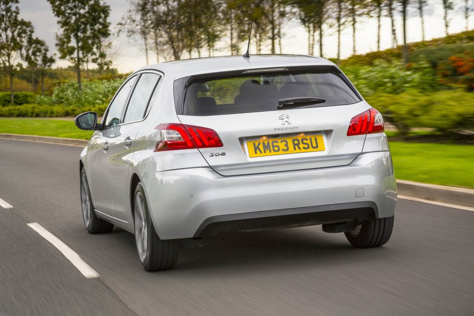 Photo officielle Peugeot 308 II Allure Gris Aluminium (UK)