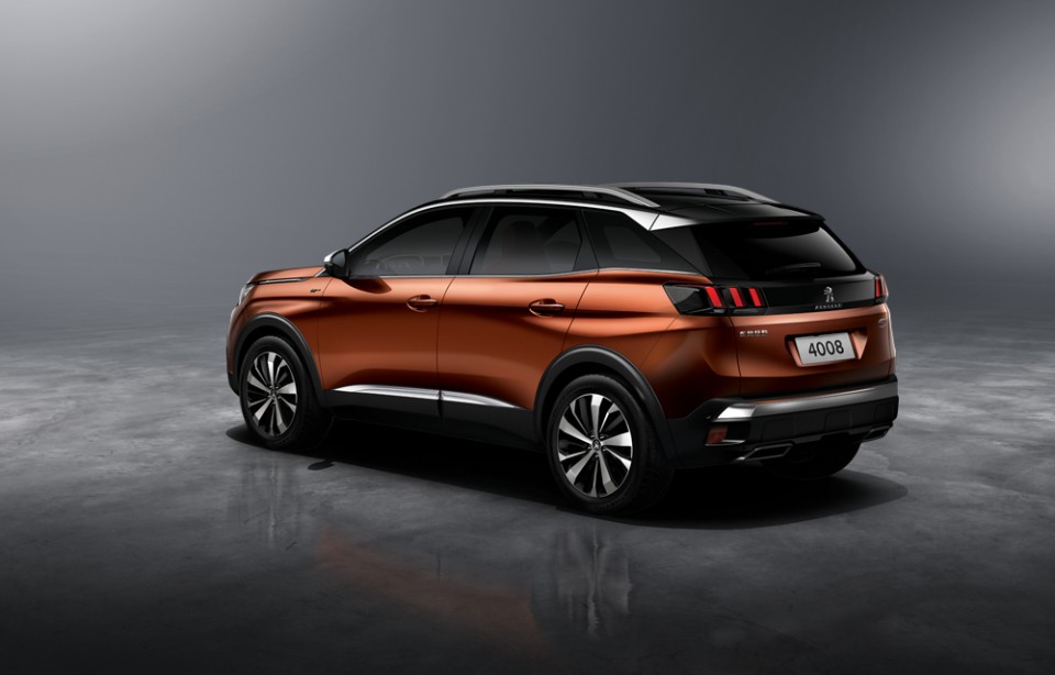 Photo 3/4 arrière nouvelle Peugeot 4008 II Chine (2016)