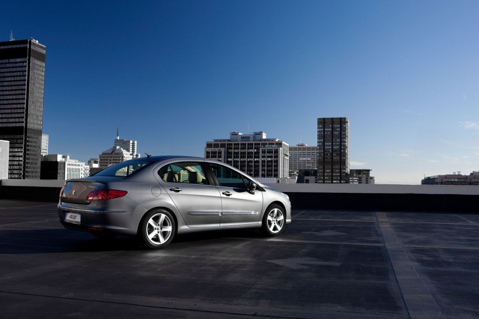 Photo Peugeot 408 I phase 1 (2010)