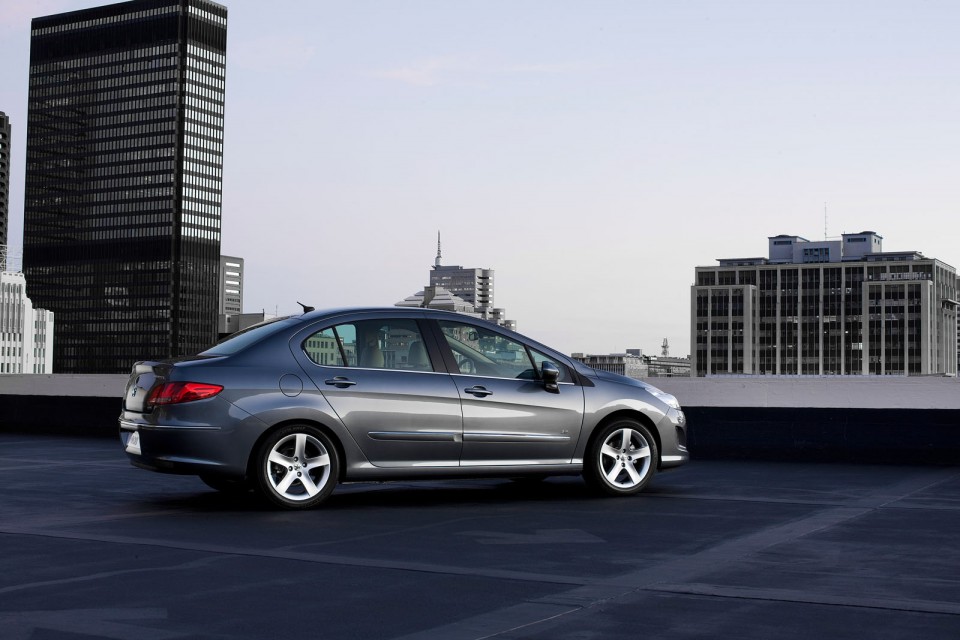 Photo Peugeot 408 I phase 1 (2010)