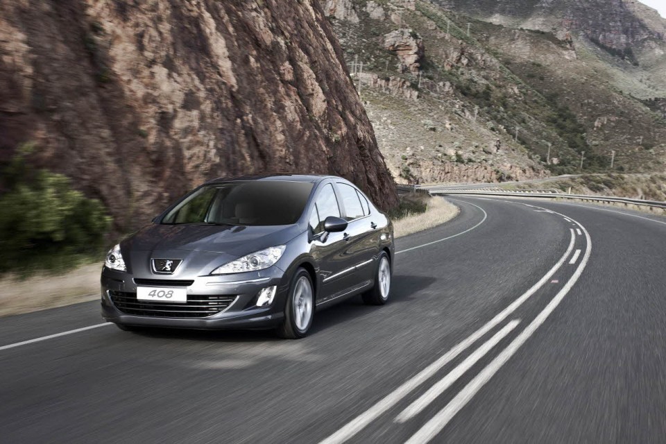 Photo Peugeot 408 I phase 1 (2010)