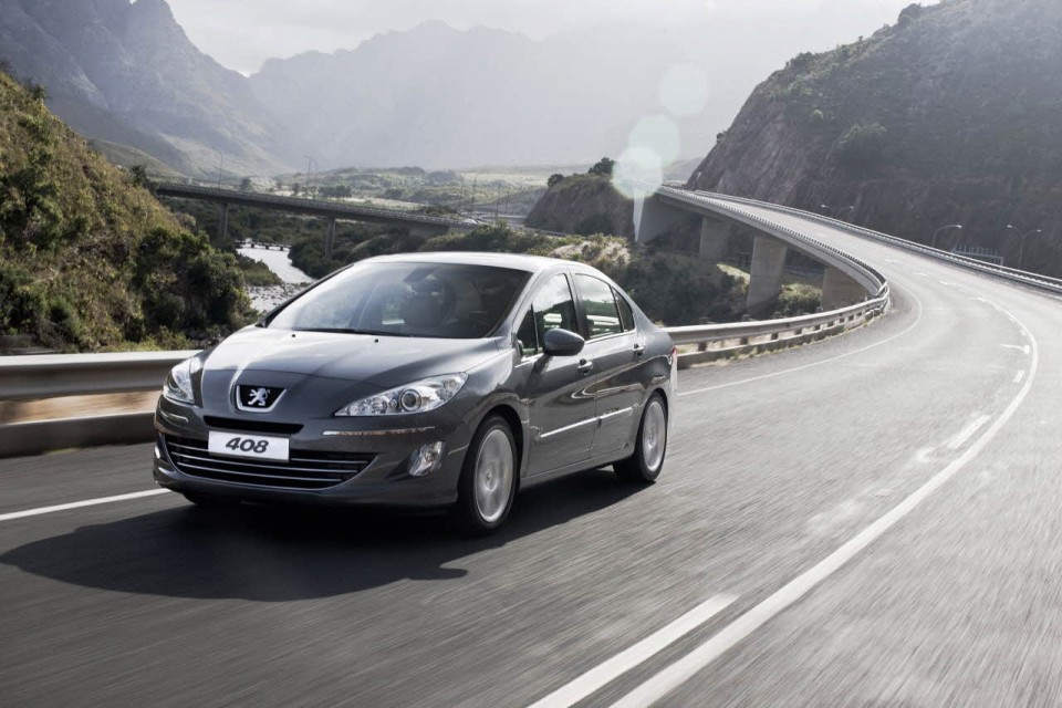 Photo Peugeot 408 I phase 1 (2010)