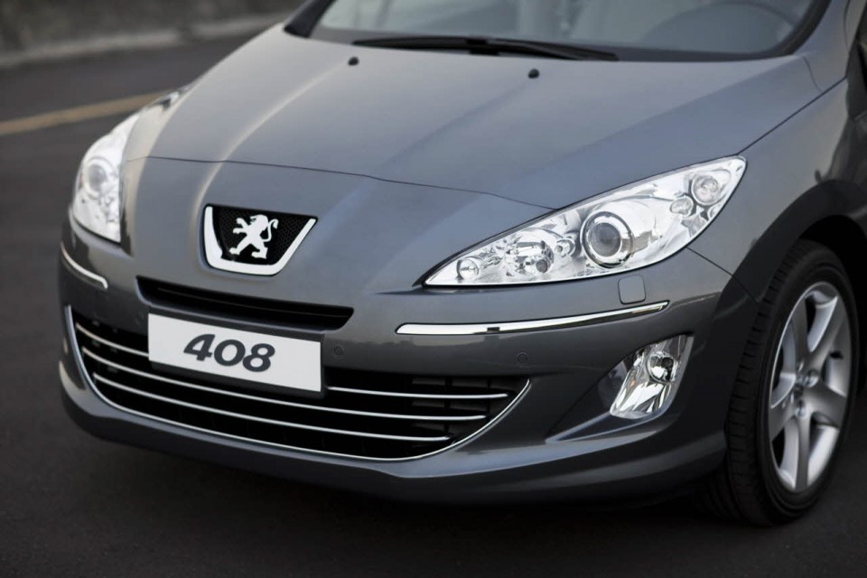 Photo bouclier avant Peugeot 408 I phase 1 (2010)