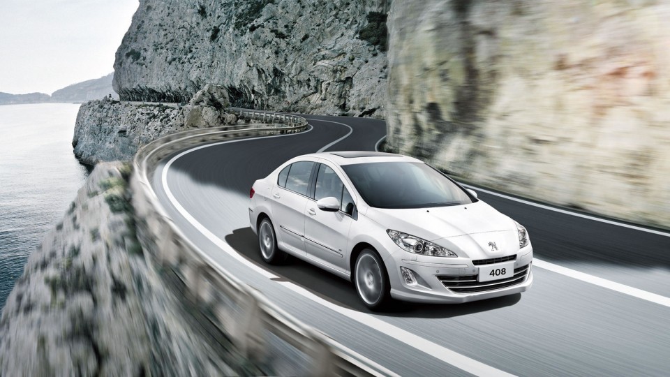 Photo Peugeot 408 I phase 2 (2013)