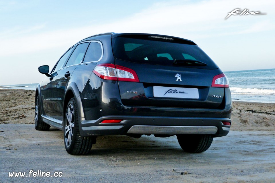 Photo essai Peugeot 508 RXH I phase 2 Gris Haria 2.0 HDi HYbrid4