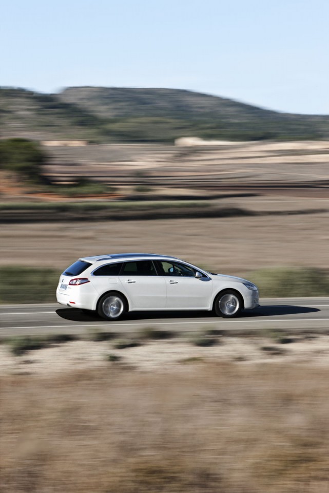 Photo profil Peugeot 508 SW I Blanc Nacré - 2-006