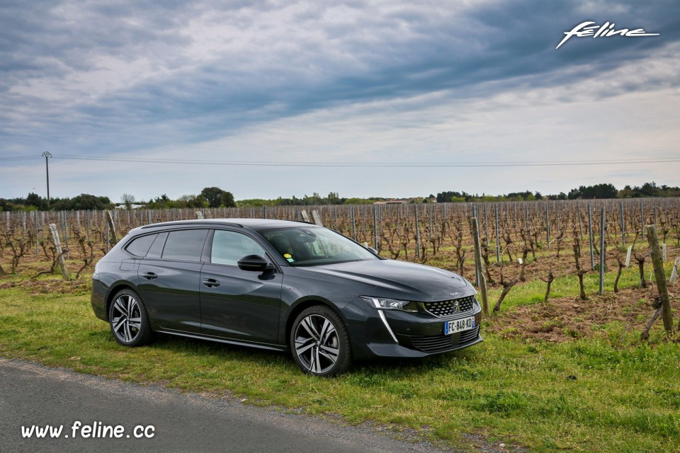 Photo 3/4 avant Peugeot 508 SW II GT BlueHDi 180 EAT8 (2019)