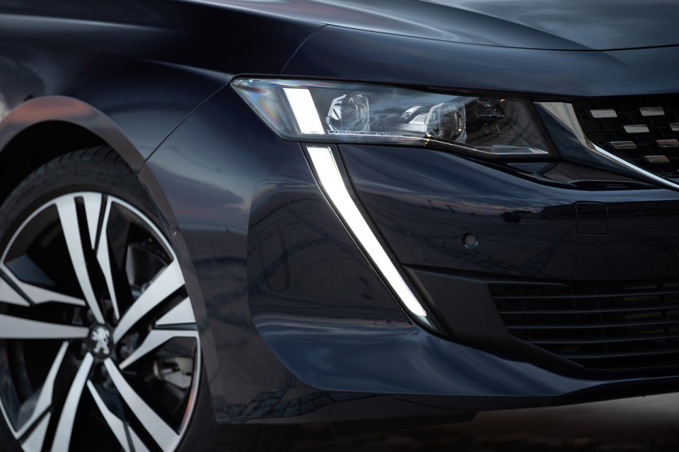 Photo officielle Peugeot 508 SW GT Dark Blue - Essais presse 201