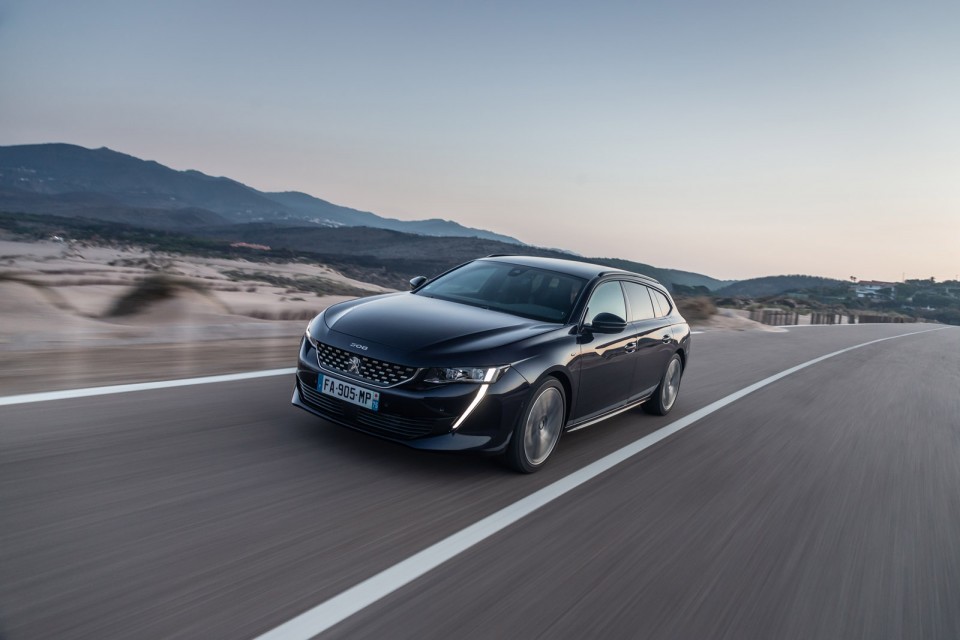 Photo officielle Peugeot 508 SW GT Dark Blue - Essais presse 201