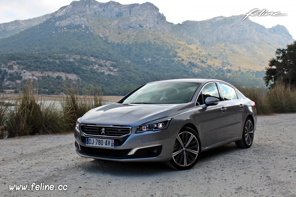 Photo essai Peugeot 508 GT restylée Gris Artense