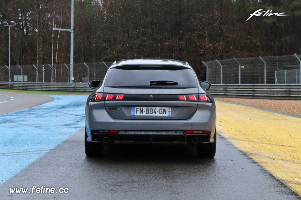 Photo face arrière 508 II Peugeot Sport Engineered HYbrid4 360