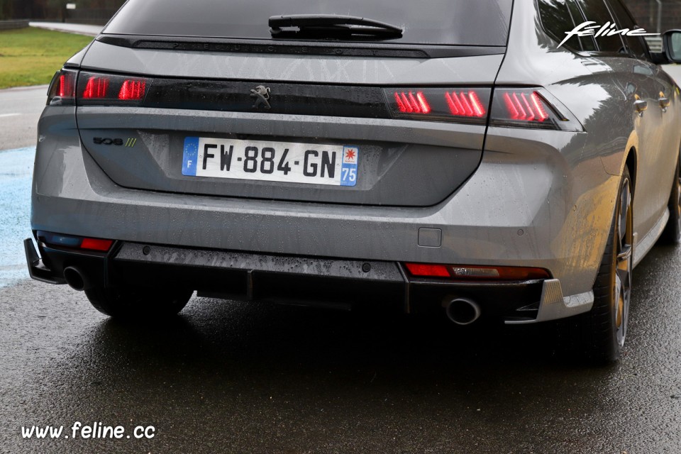 Photo bouclier arrière 508 II Peugeot Sport Engineered HYbrid4