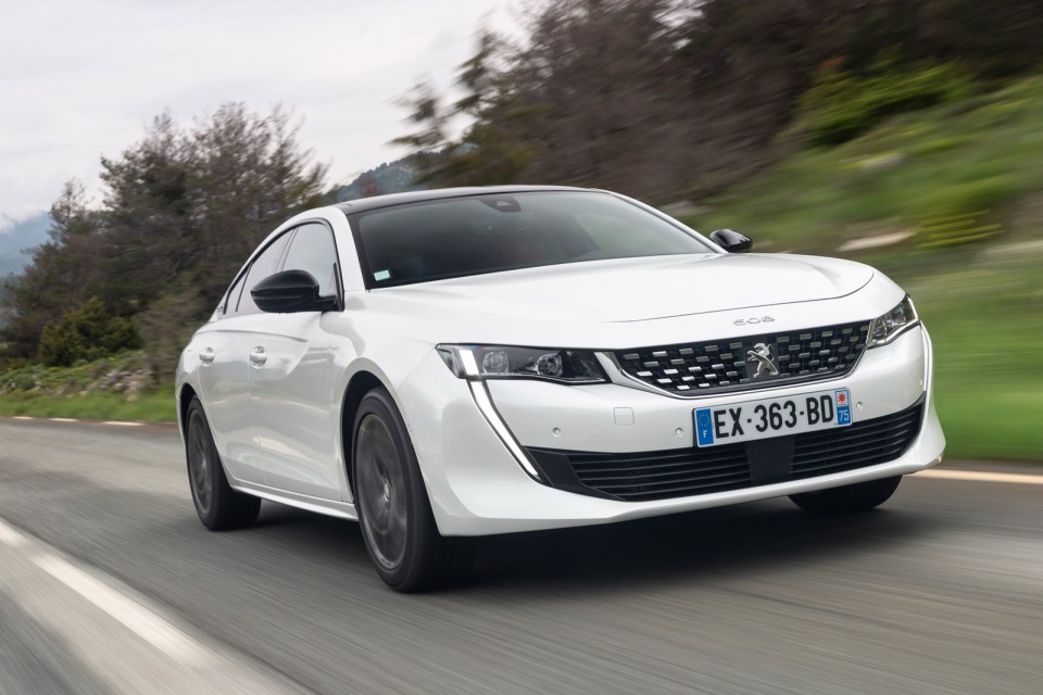 Photo officielle Peugeot 508 GT Line Blanc Nacré - Essais press