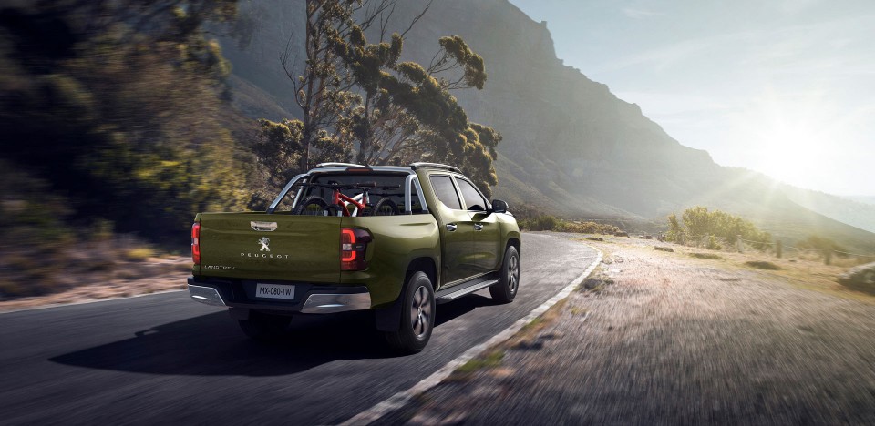 Photo route Peugeot Landtrek Pick-up (2020)