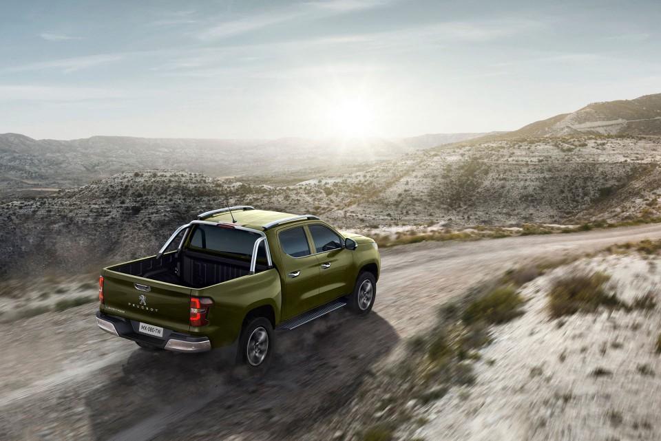 Photo officielle Peugeot Landtrek Pick-up (2020)