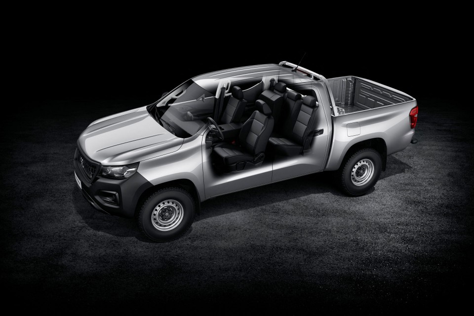 Photo modularité intérieure sièges Peugeot Landtrek Pick-up (