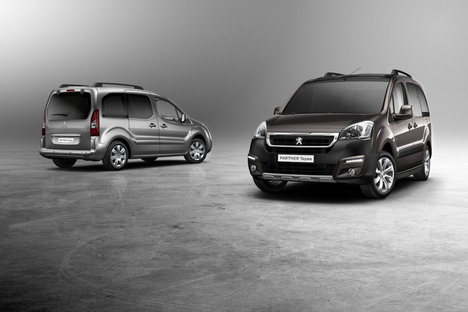 Photo officielle nouveaux Peugeot Partner Tepee Outdoor et Partn