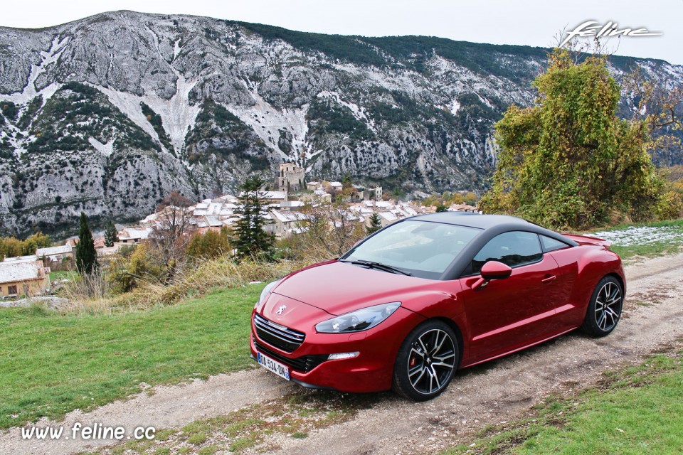 Photo Peugeot RCZ R Rouge Erythrée - Essais Novembre 2013 - 1-006