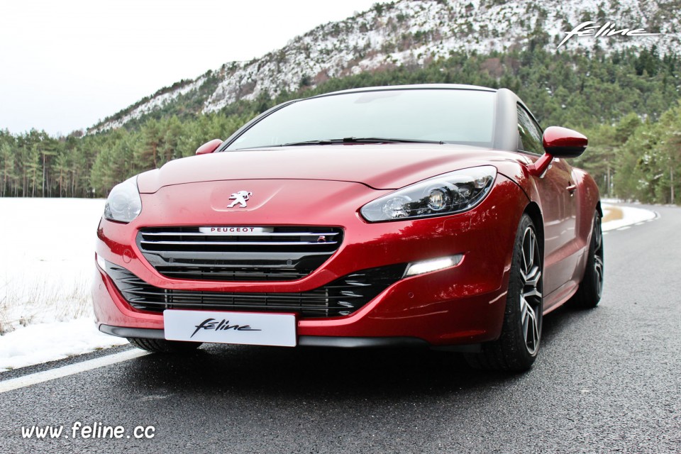 Photo Peugeot RCZ R Rouge Erythrée - Essais Novembre 2013 - 1-014