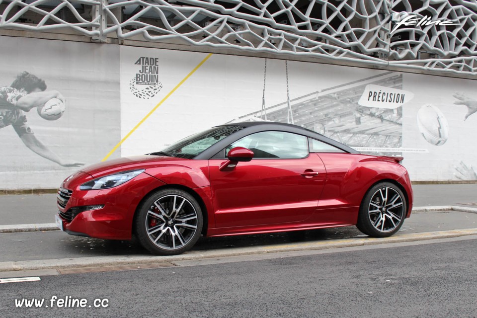 Photo 3/4 avant Peugeot RCZ R - 1.6 THP 270 - Rouge Erythrée