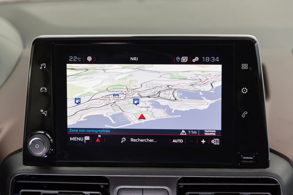 Photo navigation GPS écran tactile Peugeot Rifter GT Line - Ess