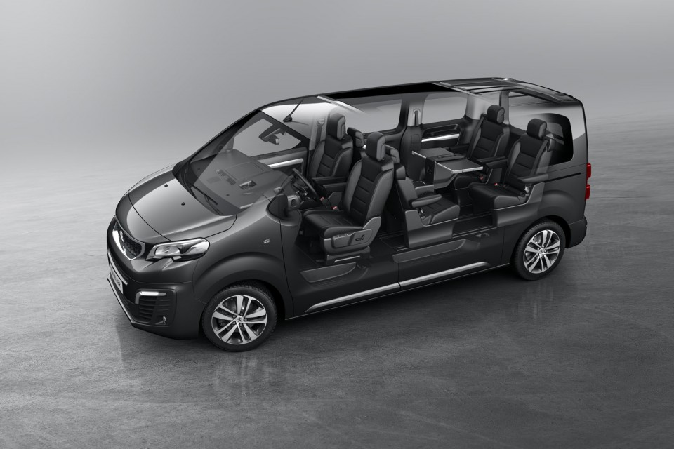 Photo officielle intérieur Peugeot Traveller Navette Business V